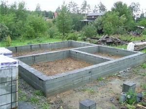 Фундамент под дом из пеноблоков