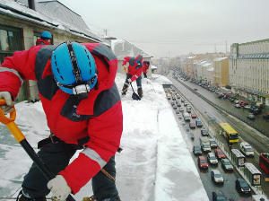 Уборка снега и промальпинизм